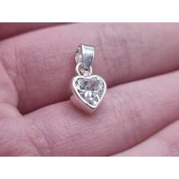 Echt zilveren hartje met witte strass steen hanger.