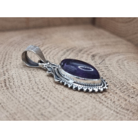 echt zilveren hanger met amethist. 