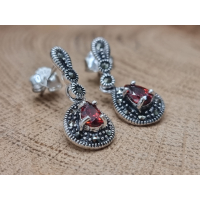 Echt zilveren oorbel hanger met Robijn en Marcasiet