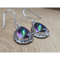 Echt zilveren oorbellen met Mystic Topaas