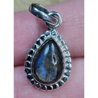 Echt zilveren hanger met Labradoriet 