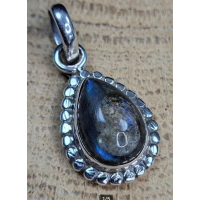 Echt zilveren hanger met Labradoriet 