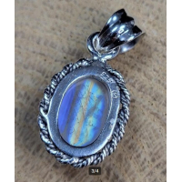 Echt zilveren hanger met Maansteen. 