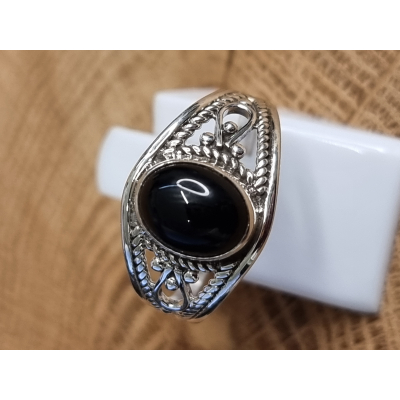 Echt zilveren ring met Onyx, maat 18