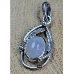Echt zilveren hanger met Maansteen. 