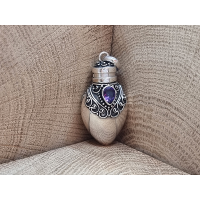 Echt zilveren as hanger/ kruikje / flesje. Met amethist