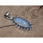 Echt zilveren ketting hanger met maansteen