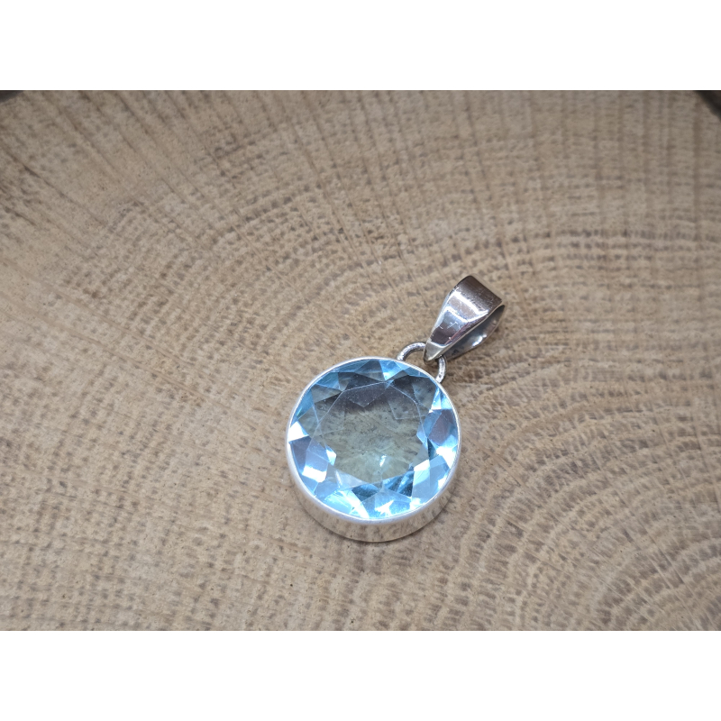 Echt zilveren hanger met topaas 
