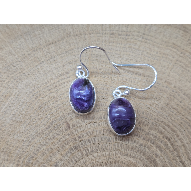 Echt zilveren oorbellen hangend met Charoite