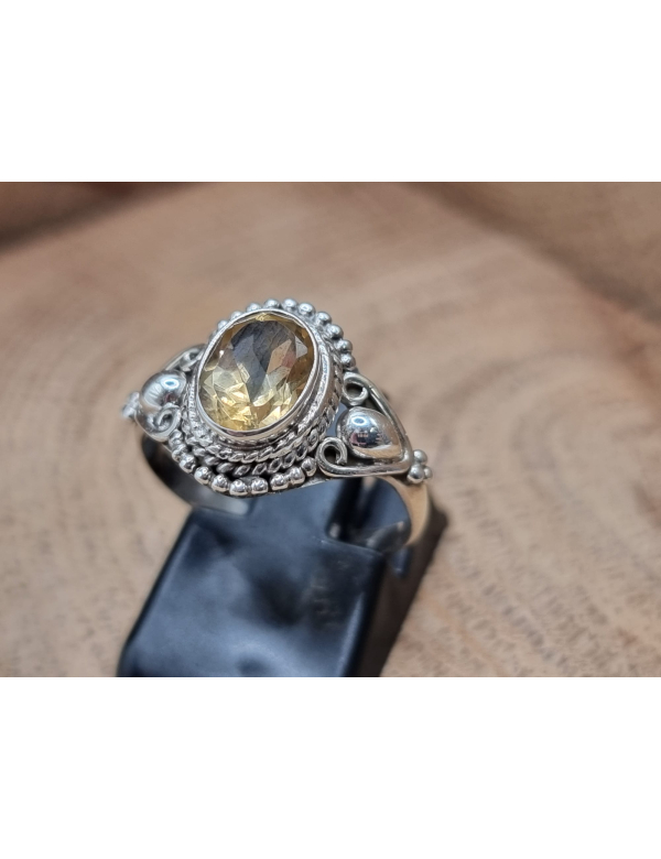 Echt zilveren ring met citrien