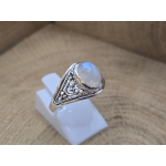 Echt zilveren ring met Maansteen