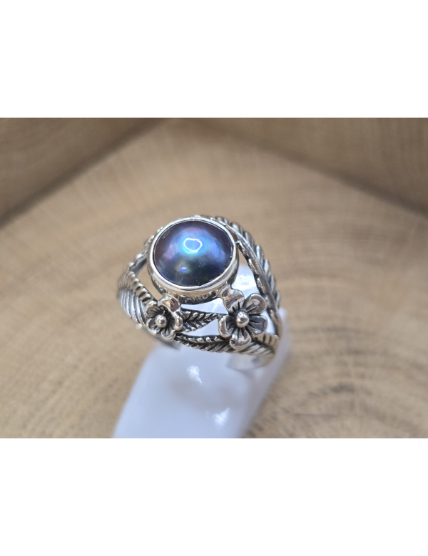 Echt zilveren ring met een parel