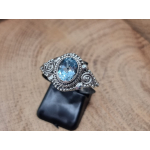 Echt zilveren ring met topaas