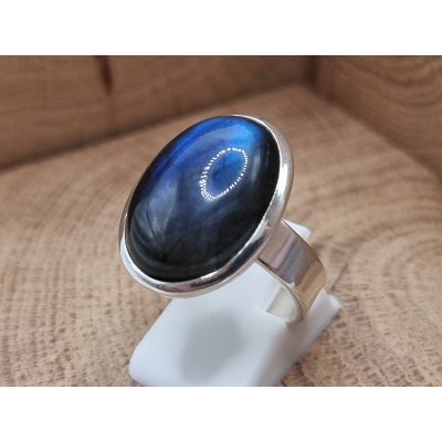 Echt zilveren ring met labradoriet 