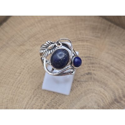 Echt zilveren ring met lapis lazuli
