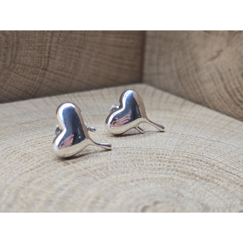 Echt zilveren oorbel stekers druipend hart