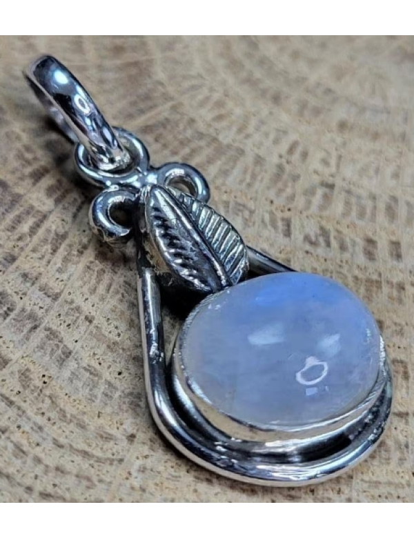 Echt zilveren hanger met Maansteen. 