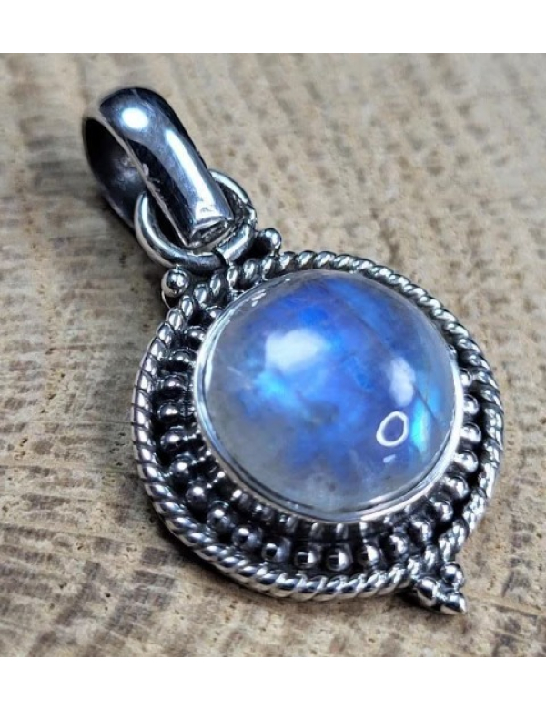 Echt zilveren hanger met Maansteen. 